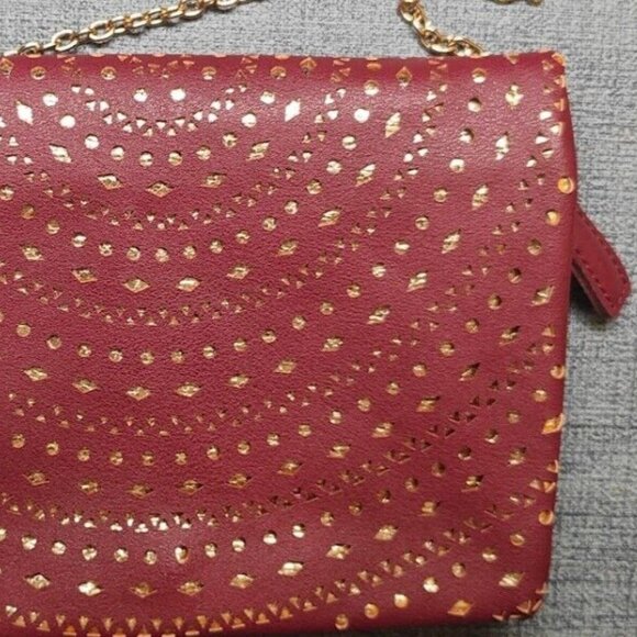 Francesca's Purse Handbag - Stylish & Versatile - Picture 2 of 6